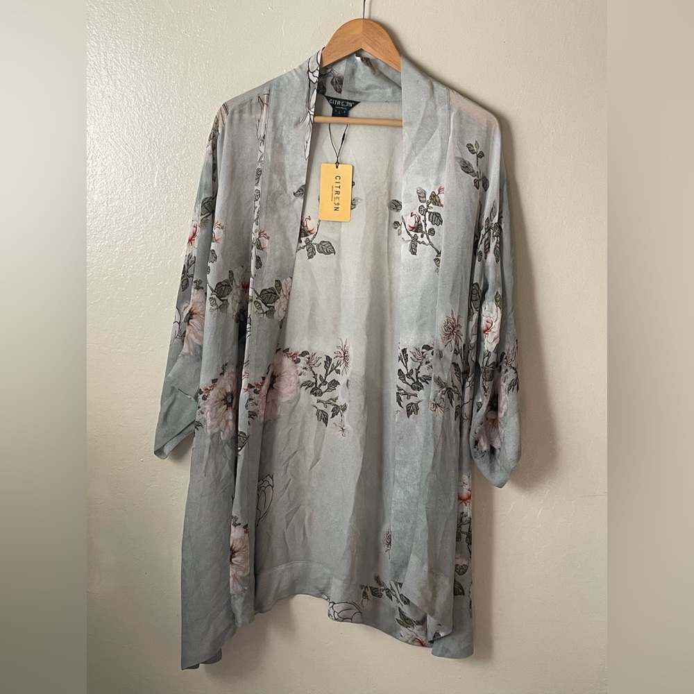 Citron Santa Monica floral open front longline kimono top